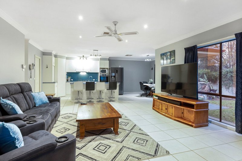 Photo - 22 Suffolk Drive, Mildura VIC 3500 - Image 3