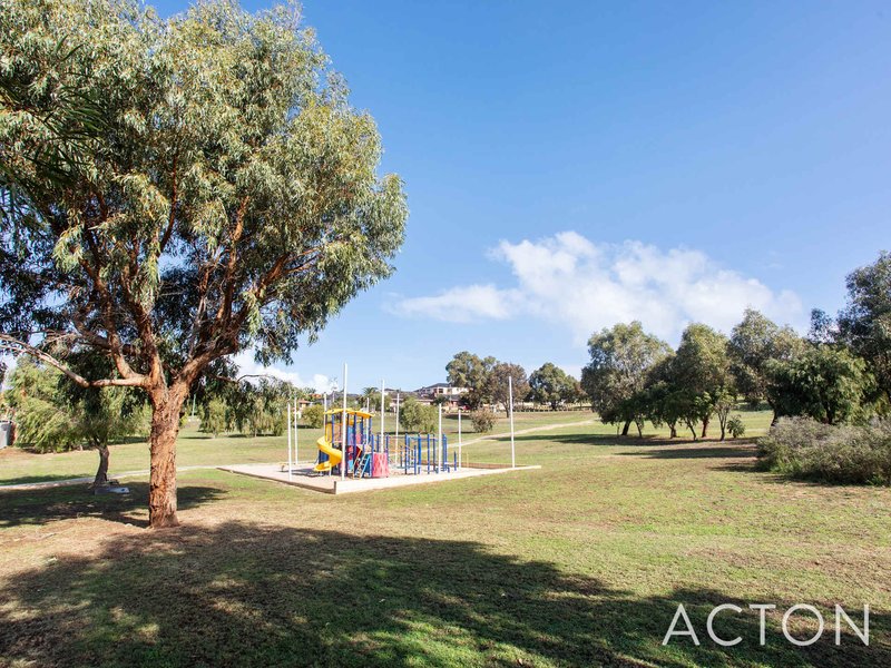 Photo - 2/2 Sumich Gardens, Coogee WA 6166 - Image 13