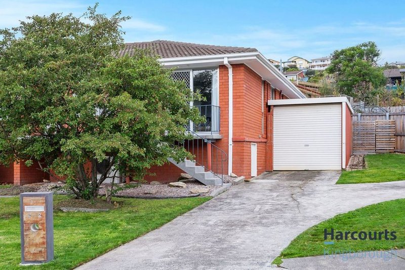 2/2 Suncoast Drive, Blackmans Bay TAS 7052