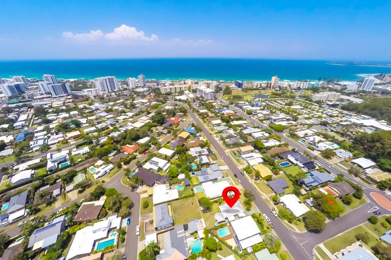 Photo - 22 Surf Road , Maroochydore QLD 4558 - Image 2