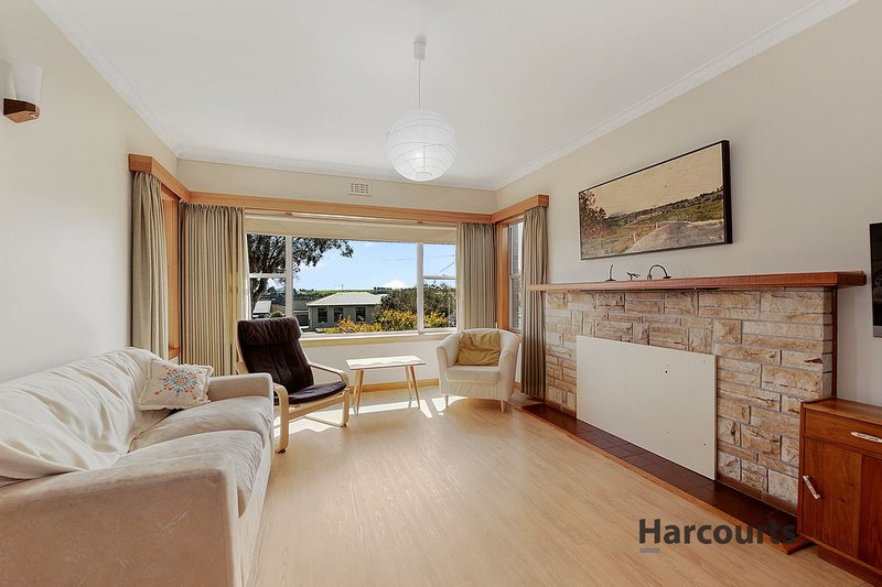 Photo - 22 Surrey Street, Devonport TAS 7310 - Image 2