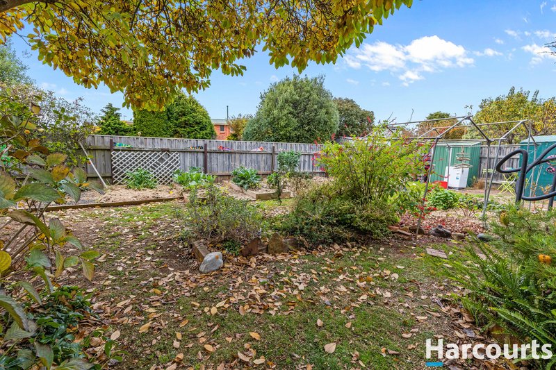 Photo - 22 Surrey Street, Devonport TAS 7310 - Image 10