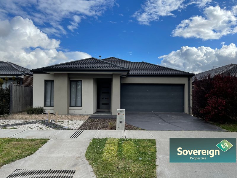 22 Swallowtail Avenue, Clyde North VIC 3978