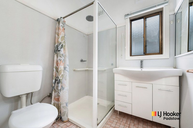 Photo - 22 Swan Street, Revesby NSW 2212 - Image 2