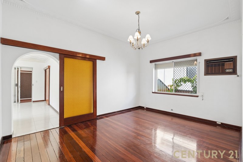 Photo - 22 Swansea Street, East Victoria Park WA 6101 - Image 11