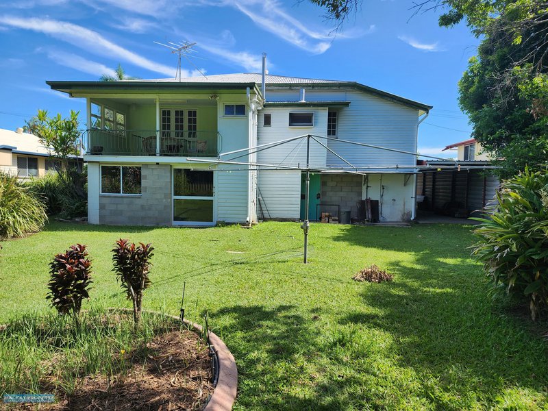 Photo - 22 Tait Street, West Mackay QLD 4740 - Image 4