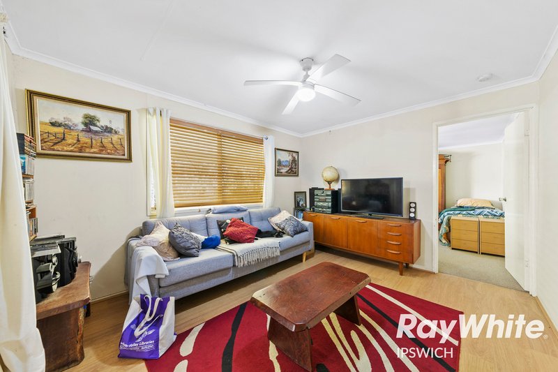 Photo - 22 Tallaringa Drive, Adare QLD 4343 - Image 9