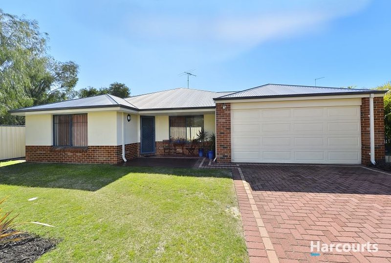 Photo - 22 Tammin Court, Dawesville WA 6211 - Image 3