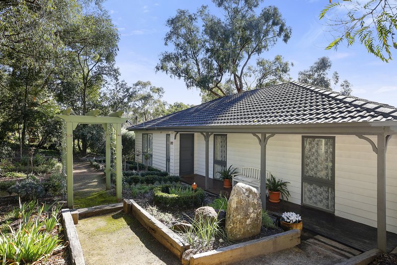 22 Tarhilla Drive, Launching Place VIC 3139