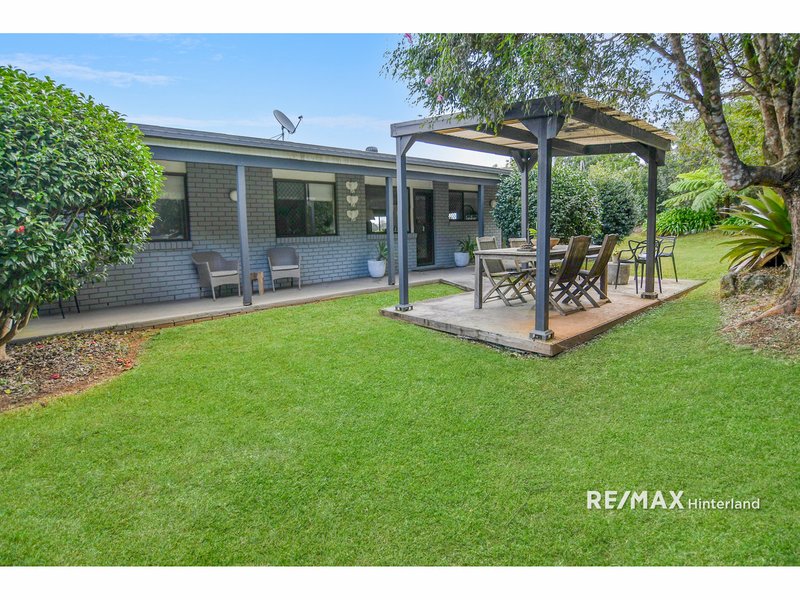 Photo - 22 Teak Street, Maleny QLD 4552 - Image 3