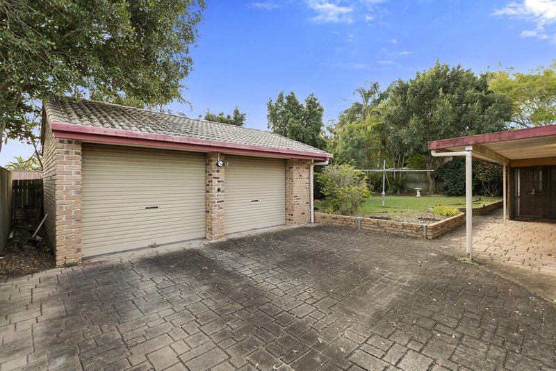 Photo - 22 Tenbury Street, Alexandra Hills QLD 4161 - Image 2