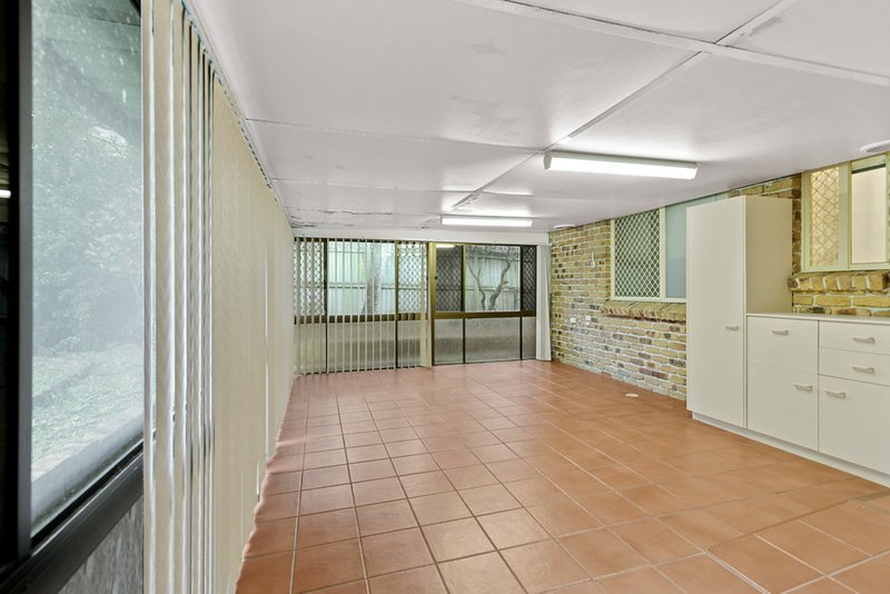 Photo - 22 Tenbury Street, Alexandra Hills QLD 4161 - Image 6