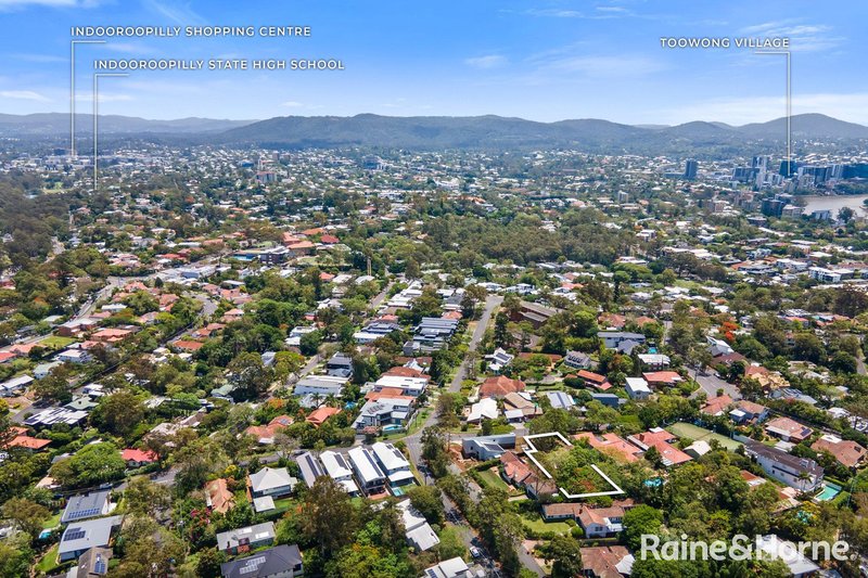 Photo - 22 Tenth Avenue, St Lucia QLD 4067 - Image 6