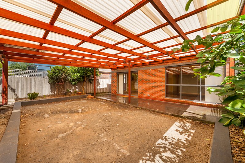 Photo - 22 Thames Way, Roxburgh Park VIC 3064 - Image 10