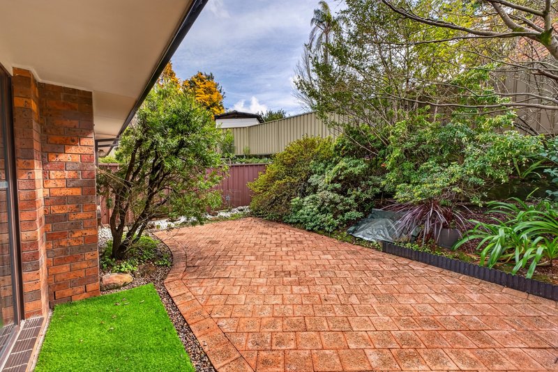 Photo - 2/2 The Glen Crescent, Springwood NSW 2777 - Image 2