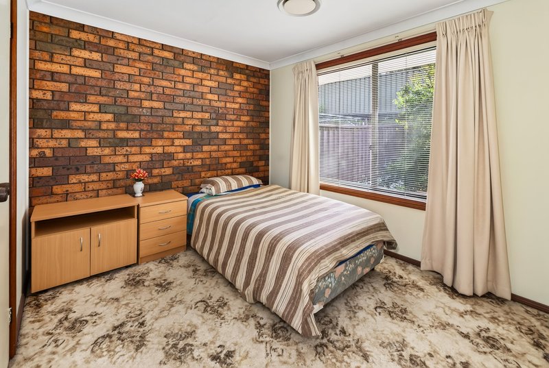 Photo - 2/2 The Glen Crescent, Springwood NSW 2777 - Image 7