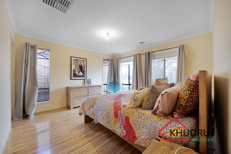 Photo - 22 Thomas Carr Drive, Tarneit VIC 3029 - Image 17