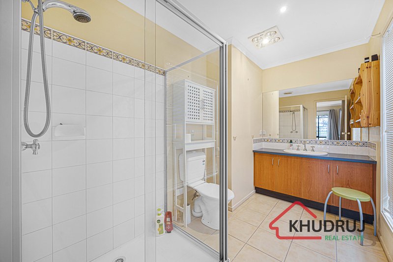 Photo - 22 Thomas Carr Drive, Tarneit VIC 3029 - Image 18
