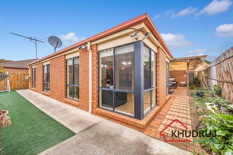 Photo - 22 Thomas Carr Drive, Tarneit VIC 3029 - Image 21
