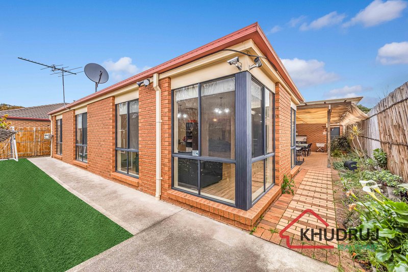 Photo - 22 Thomas Carr Drive, Tarneit VIC 3029 - Image 22