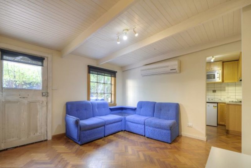 Photo - 22 Thrower Street, Reservoir VIC 3073 - Image 5