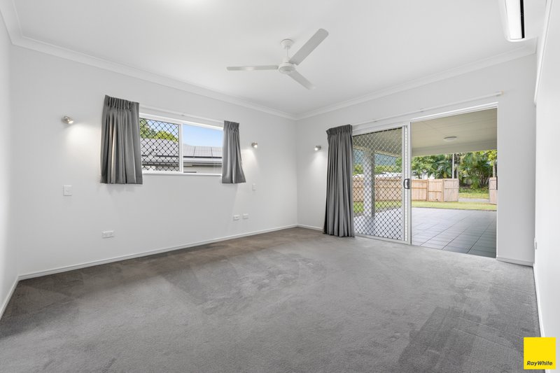 Photo - 22 Timberlea Drive East , Bentley Park QLD 4869 - Image 8