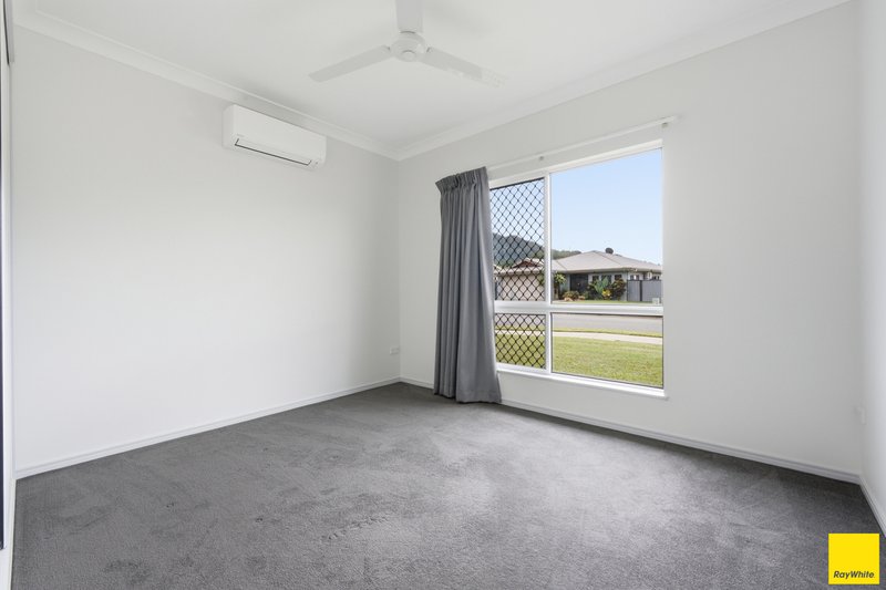 Photo - 22 Timberlea Drive East , Bentley Park QLD 4869 - Image 10