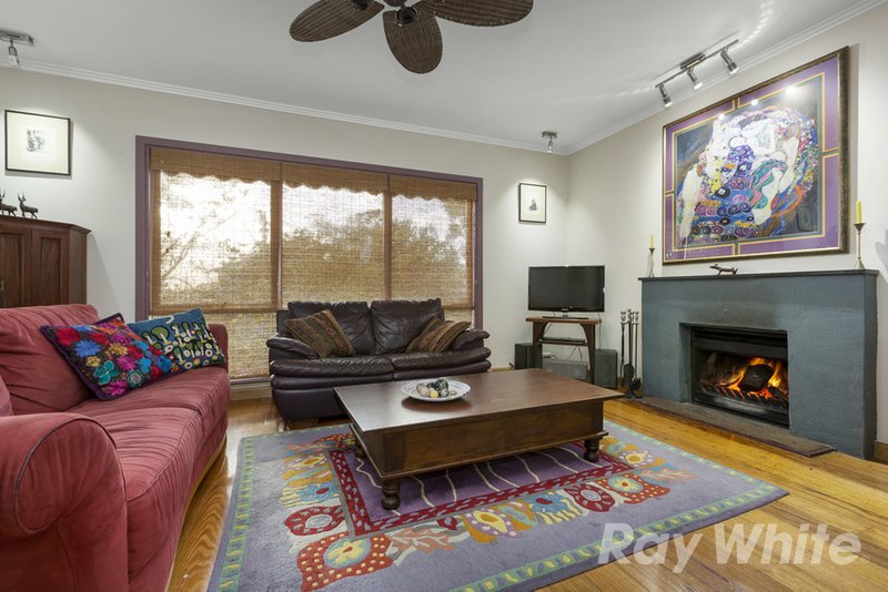 Photo - 22 Tobias Avenue, Glen Waverley VIC 3150 - Image 3