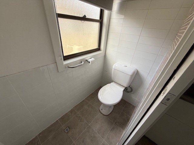 Photo - 22 Tobruk Avenue, Liverpool NSW 2170 - Image 5