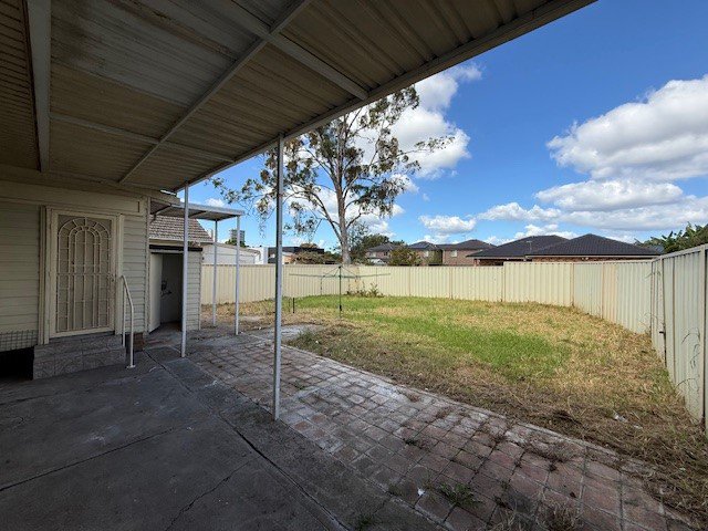 Photo - 22 Tobruk Avenue, Liverpool NSW 2170 - Image 11