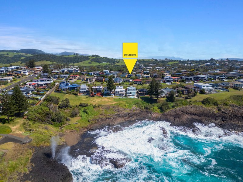 Photo - 22 Tombonda Drive, Kiama NSW 2533 - Image 15