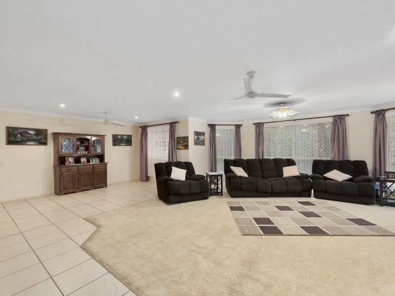 Photo - 22 Topaz Drive, Emerald Beach NSW 2456 - Image 7