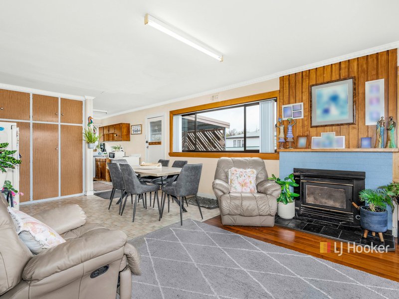 Photo - 22 Torquay Road, Latrobe TAS 7307 - Image 5