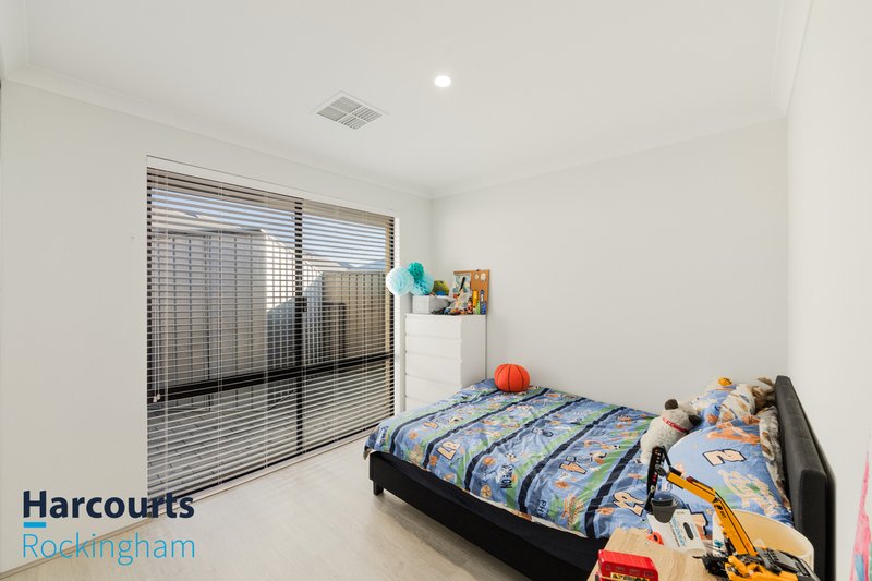 Photo - 22 Townshend Parkway, Mandogalup WA 6167 - Image 13
