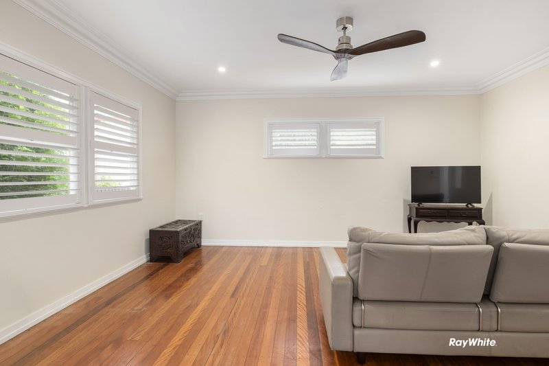 Photo - 22 Tregair Street, Newtown QLD 4305 - Image 6
