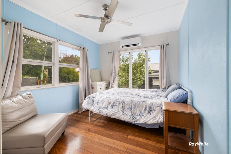 Photo - 22 Tregair Street, Newtown QLD 4305 - Image 8