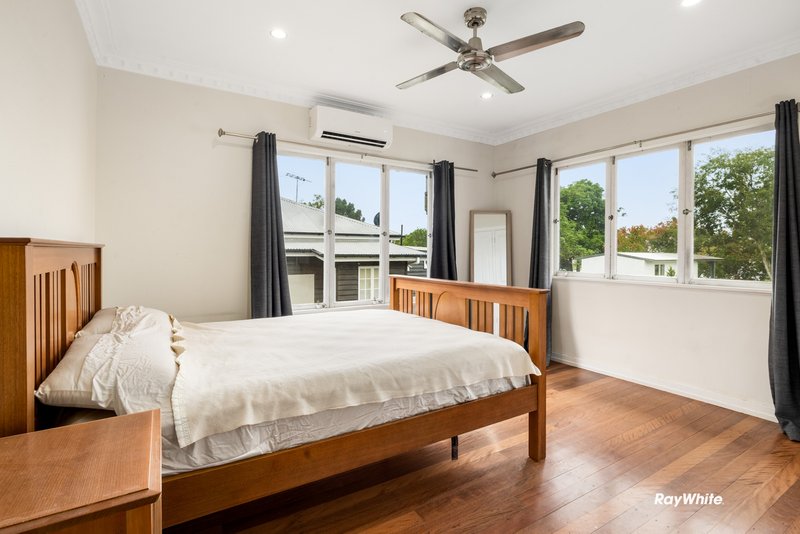 Photo - 22 Tregair Street, Newtown QLD 4305 - Image 11
