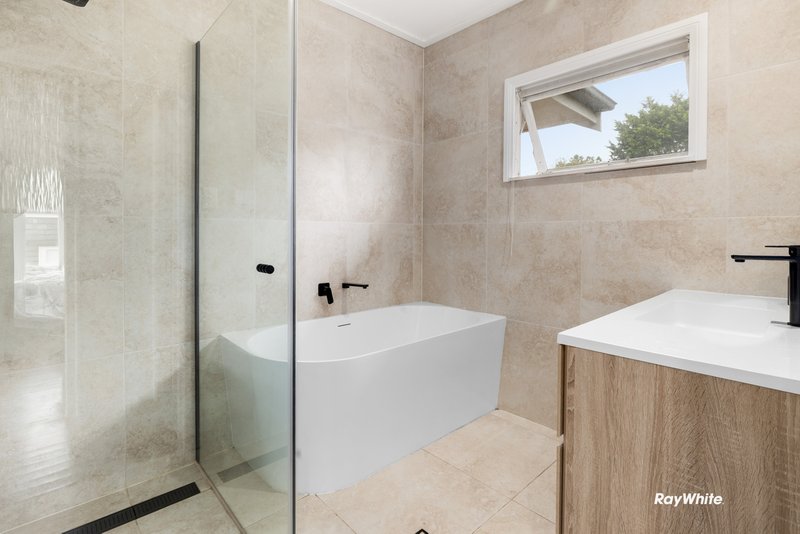 Photo - 22 Tregair Street, Newtown QLD 4305 - Image 12