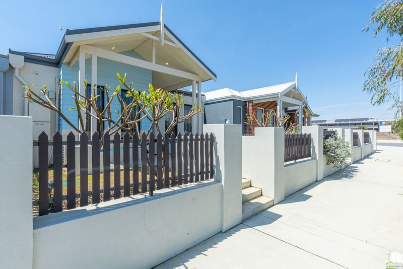 22 Trethowan Promenade, Alkimos WA 6038