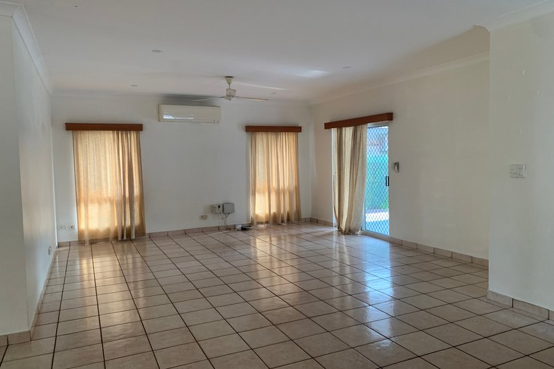 Photo - 22 Trochus Crescent, Woolner NT 0820 - Image 2