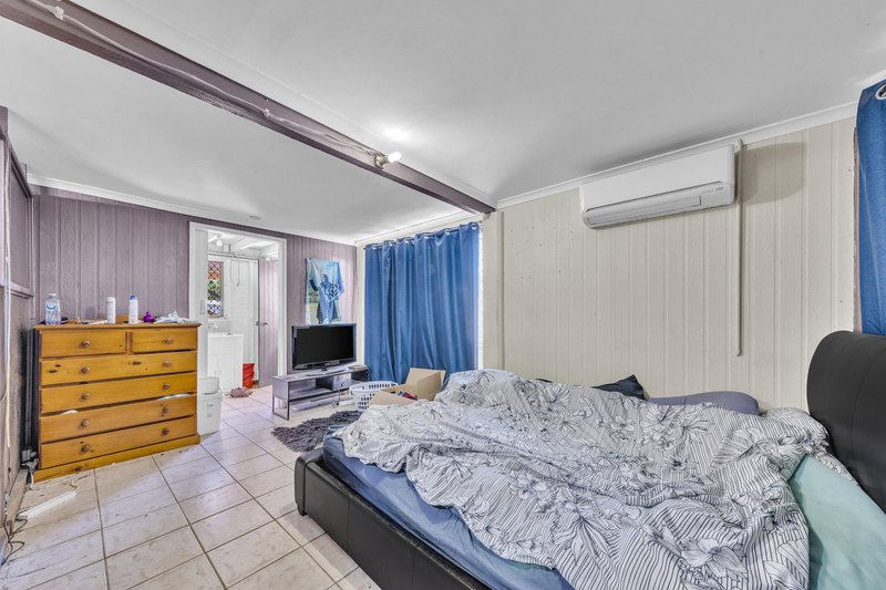 Photo - 22 Tulip Street, Lawnton QLD 4501 - Image 12