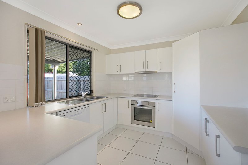 Photo - 22 Tulip Street, Wynnum QLD 4178 - Image 5