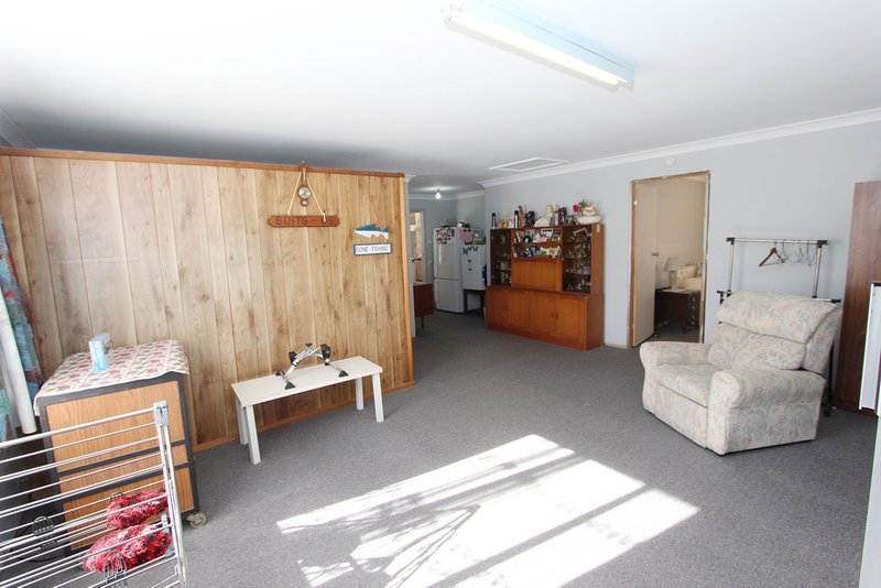 Photo - 22 Turpentine Road, Coopernook NSW 2426 - Image 10