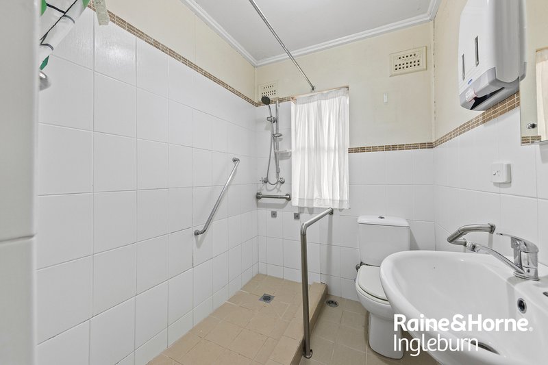 Photo - 22 Tusmore Street, Punchbowl NSW 2196 - Image 6