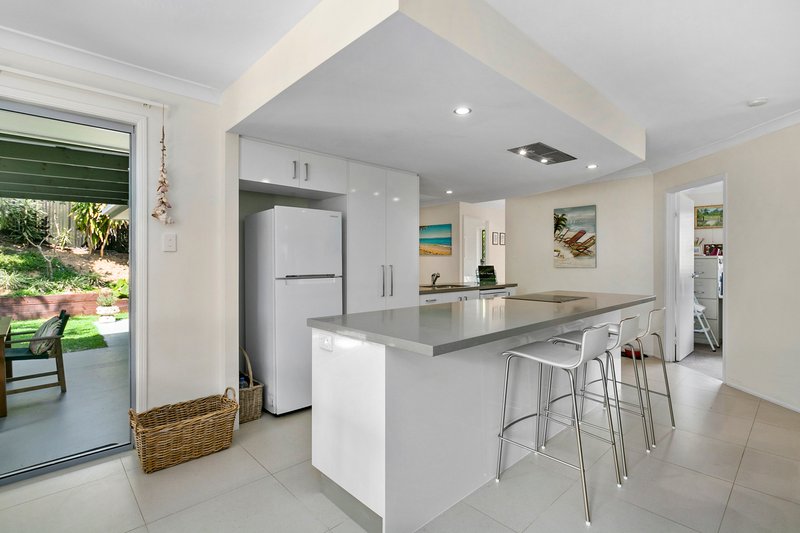 Photo - 22 Twilight Street, Sunrise Beach QLD 4567 - Image 5