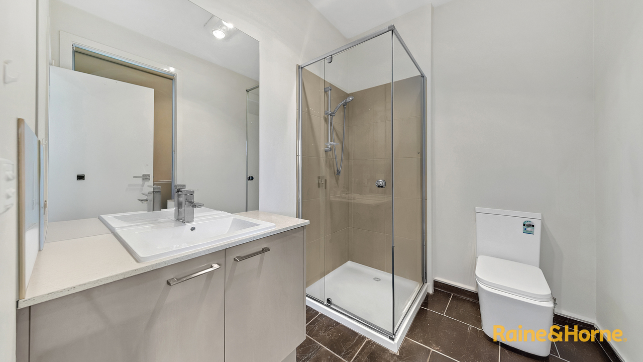 2/2 Vale Street, Pascoe Vale, VIC 3044 - Image 5