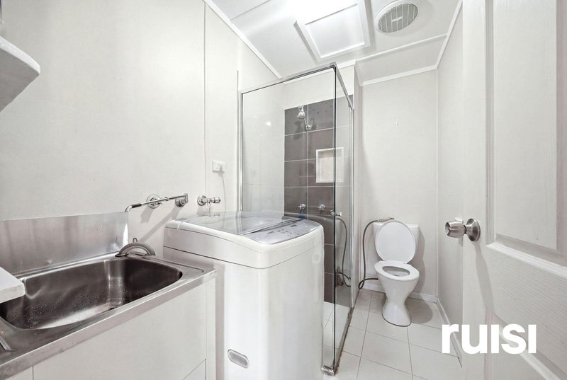 Photo - 22 Vale Street, Woodpark NSW 2164 - Image 11