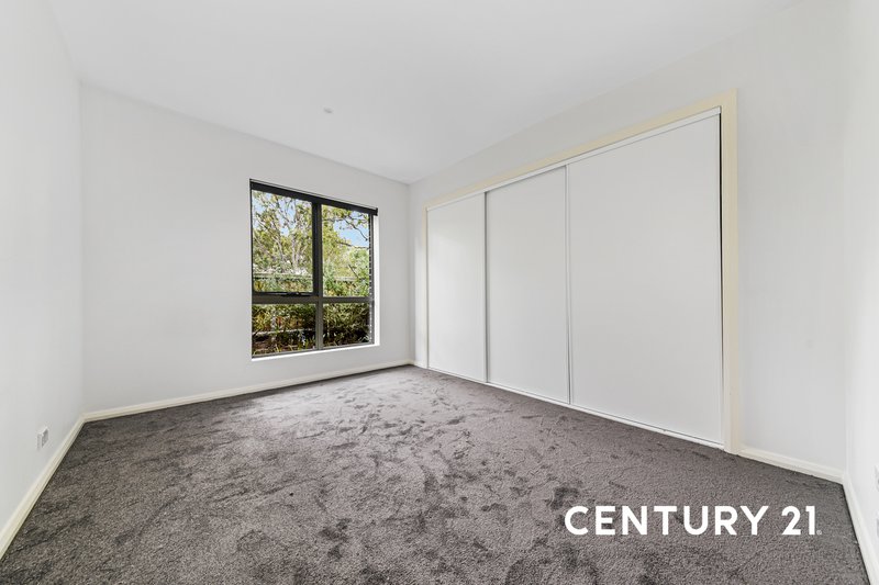 Photo - 2/2 Vangelica Way, South Morang VIC 3752 - Image 5