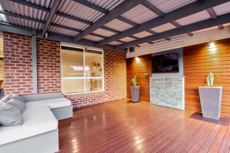 Photo - 22 Vaughan Chase, Wyndham Vale VIC 3024 - Image 12