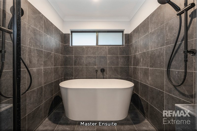 Photo - 22 Venetian Road, Eglinton WA 6034 - Image 13